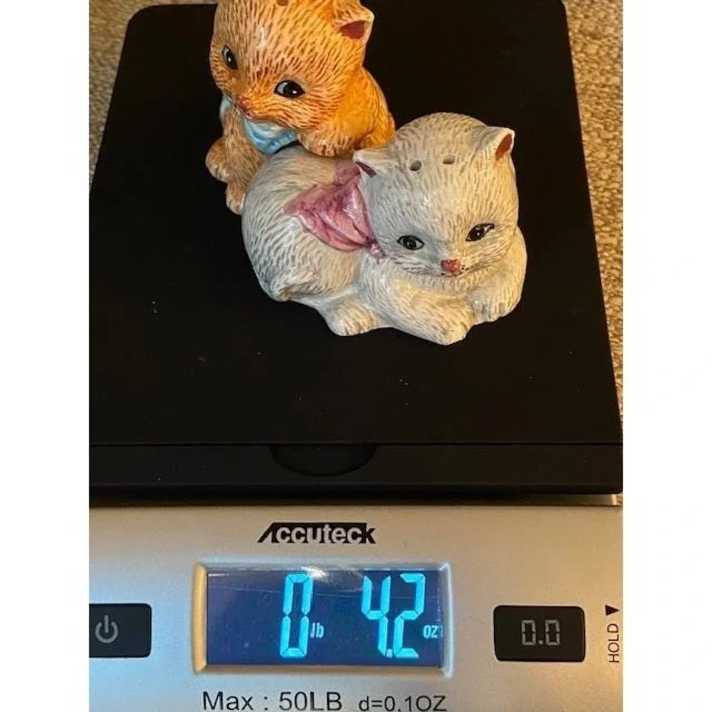 Cat Salt and Pepper Shakers Ginger and Grey Kittens Set Vintage BHPONY Ceramic